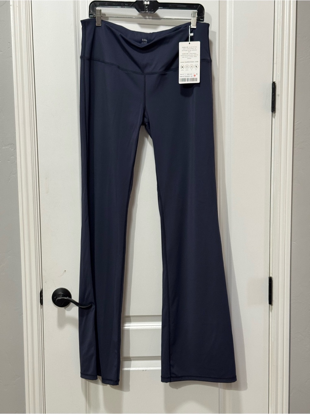 Black Nylon-Spandex Activewear flare pants XXL unisex W 17-20 unisex NWT